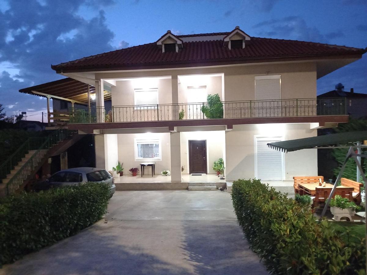 Villa Çerpja Kamez Exterior foto