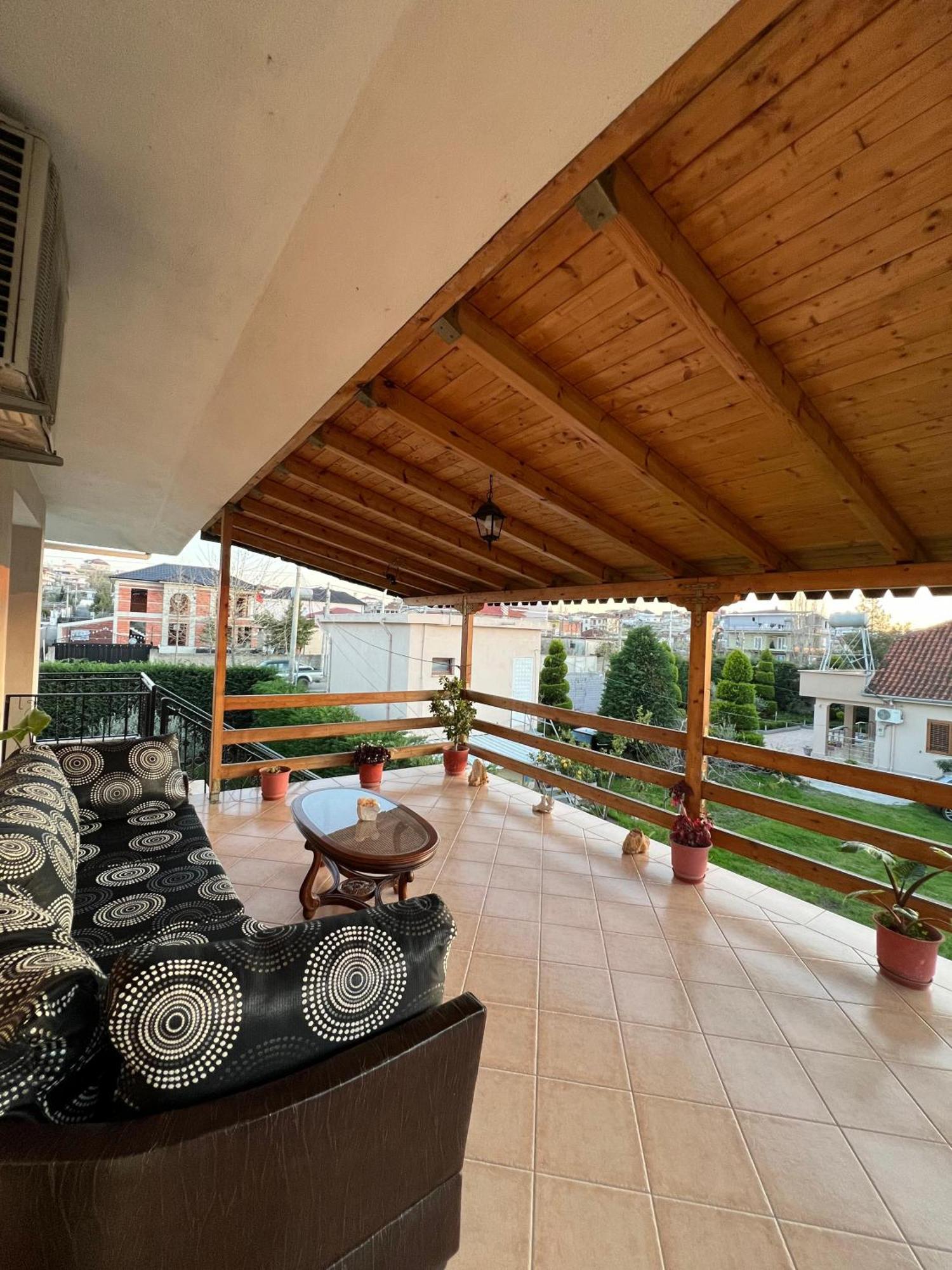 Villa Çerpja Kamez Exterior foto